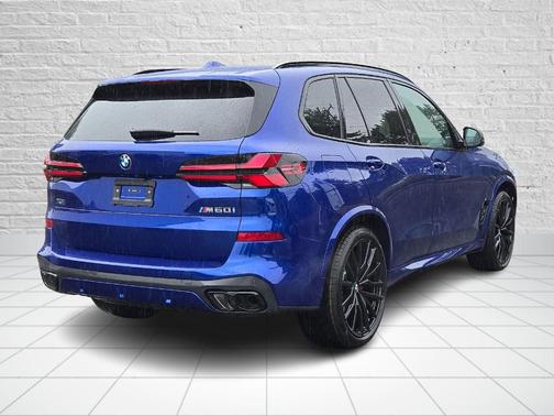 2025 BMW X5 M60i