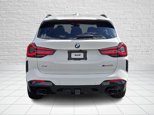 2023 BMW X3 M40i