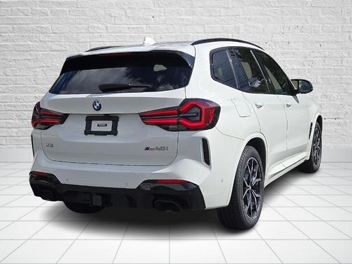 2023 BMW X3 M40i