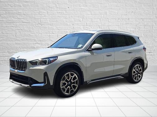 Alpine White 2026 BMW X1 xDrive28i