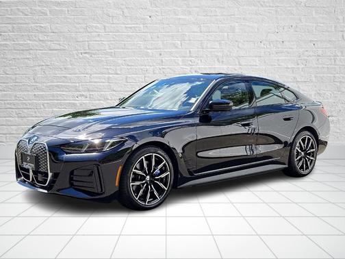 Black Sapphire Metallic 2025 BMW i4 Gran Coupe xDrive40