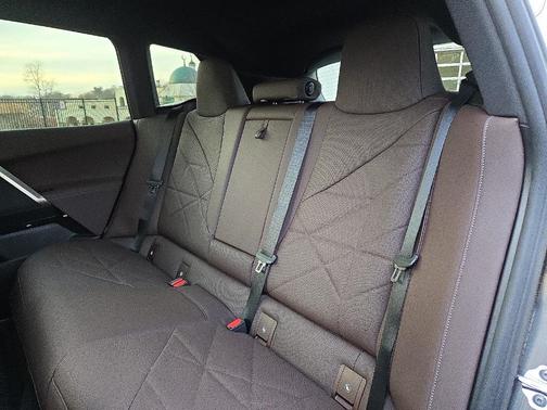 2026 BMW iX xDrive45