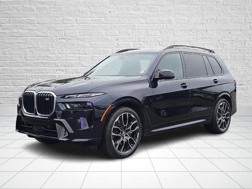 2023 BMW X7 M60i