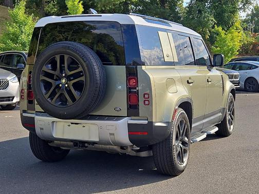 2020 Land Rover Defender 