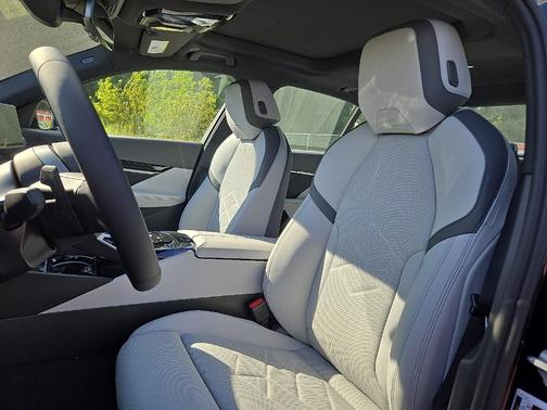 2026 BMW 530 i xDrive