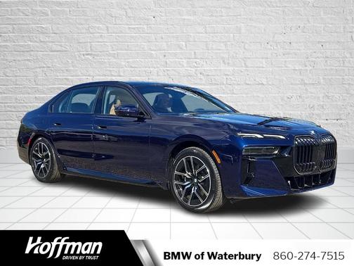 Tanzanite Blue 2026 BMW 740 i xDrive