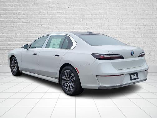 2024 BMW i7 eDrive50
