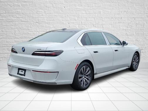 2024 BMW i7 eDrive50