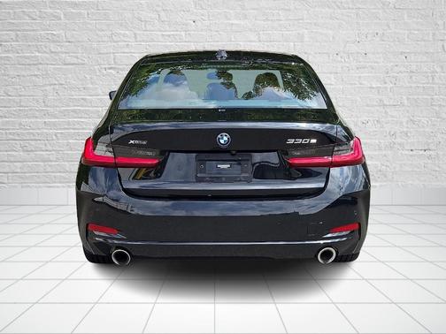 2023 BMW 330e xDrive