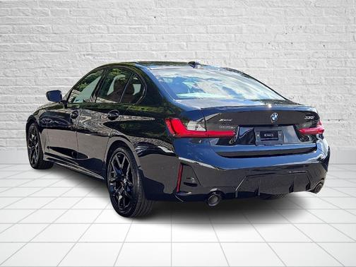 2025 BMW 330 i xDrive
