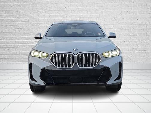 2025 BMW X6 xDrive40i