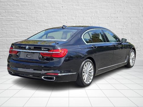 2018 BMW 740 i xDrive