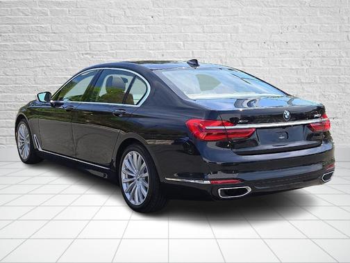 2018 BMW 740 i xDrive