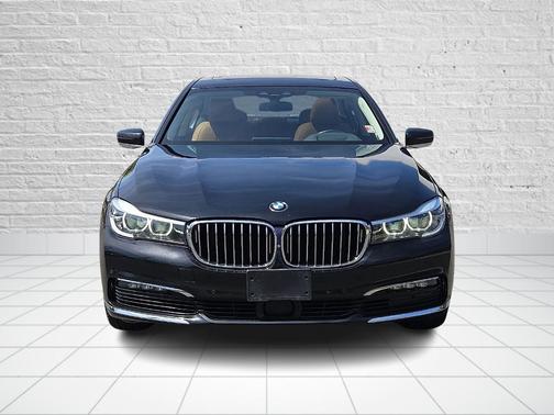 2018 BMW 740 i xDrive