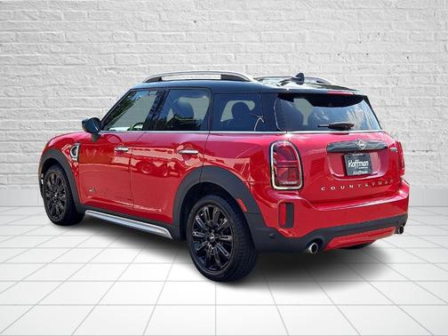 Chili Pepper Red 2023 MINI Countryman Cooper S