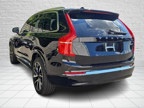 2023 Volvo XC90 B6 Plus 7-Seater