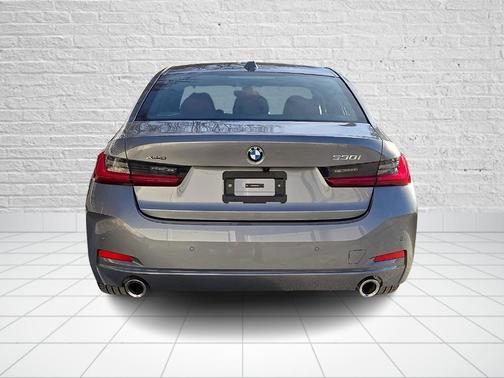 2025 BMW 330 i xDrive