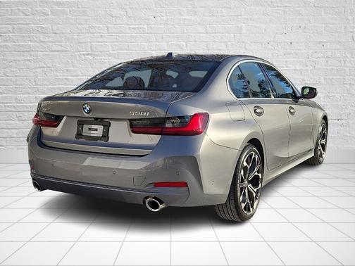 2025 BMW 330 i xDrive