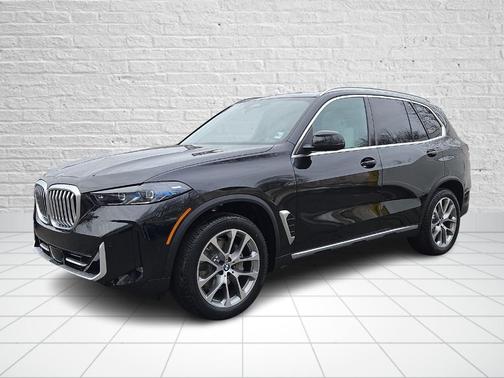 Black Sapphire 2026 BMW X5 xDrive40i
