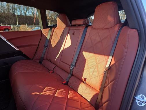 2026 BMW iX xDrive45