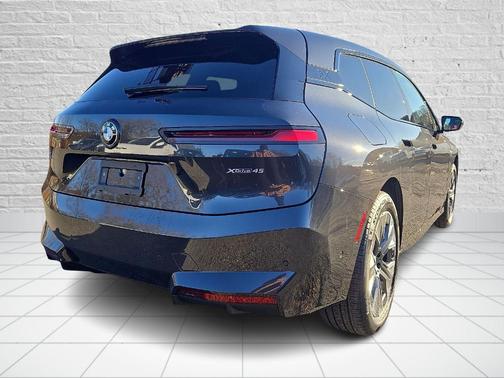 2026 BMW iX xDrive45