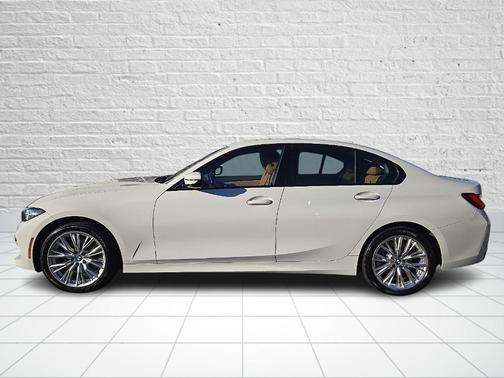 2023 BMW 330 i xDrive