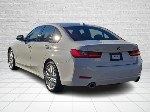 2023 BMW 330 i xDrive