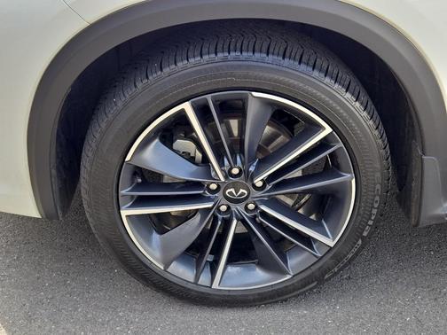 2023 INFINITI QX55 ESSENTIAL
