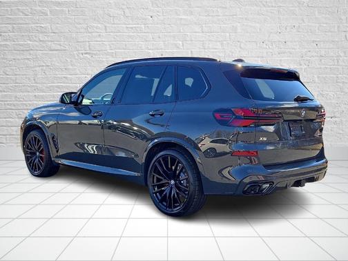 2026 BMW X5 M60i