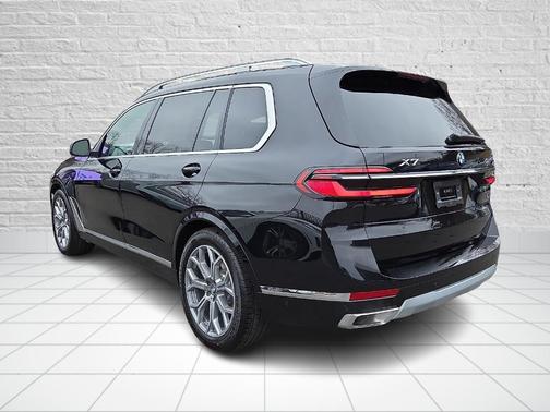 2026 BMW X7 xDrive40i
