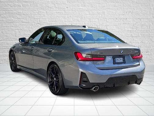 2023 BMW 330 i xDrive