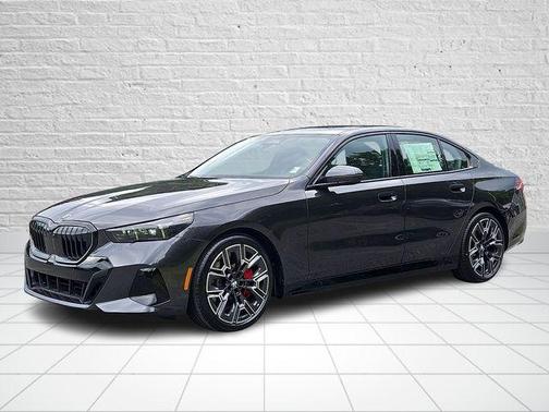 Dark Graphite Metallic 2027 BMW 540 i xDrive