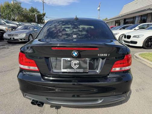 2012 BMW 135 135i