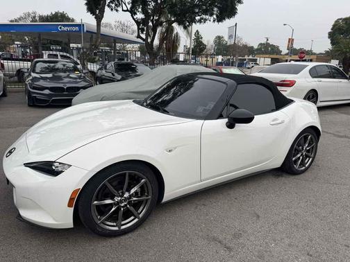 2021 Mazda MX-5 Miata Sport
