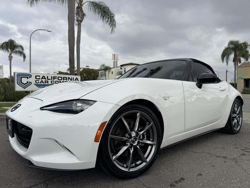 2021 Mazda MX-5 Miata Sport