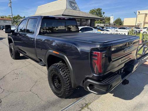 2024 GMC Sierra 2500 AT4