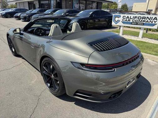 2020 Porsche 911 Carrera 4S Cabriolet