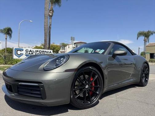 2020 Porsche 911 Carrera 4S Cabriolet