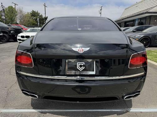 Beluga 2017 Bentley Flying Spur V8 S