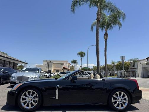 Black Raven 2009 Cadillac XLR Base