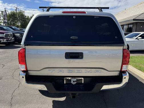 2016 Toyota Tacoma SR5