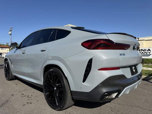 2024 BMW X6 xDrive40i