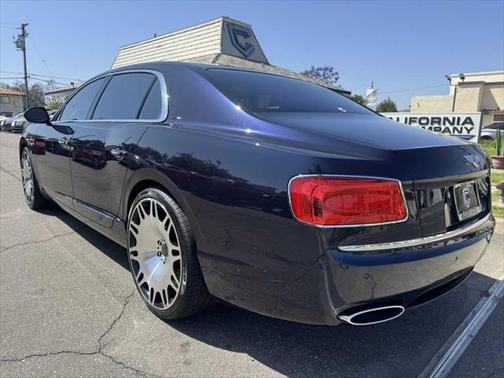 2015 Bentley Flying Spur Base