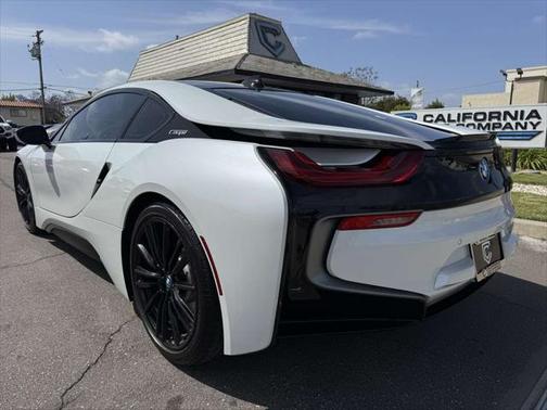 2020 BMW i8