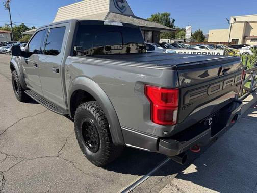 2020 Ford F-150 Raptor