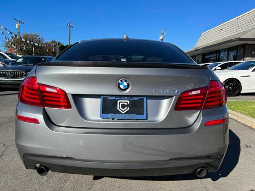Photo 5 of 32 of 2016 BMW 535 i