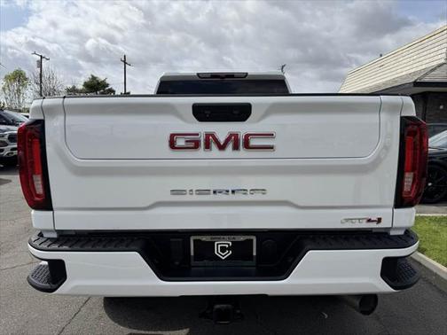 2021 GMC Sierra 2500 AT4