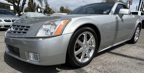Light Platinum 2007 Cadillac XLR Base