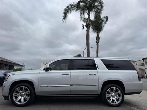 2017 Cadillac Escalade ESV Premium Luxury