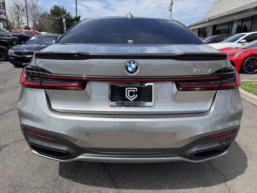 Donington Gray Metallic 2021 BMW 740 740i